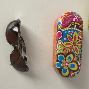 Brighton sunglasses in good condition case included